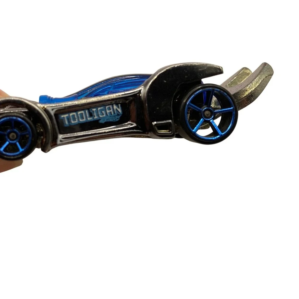 Hot Wheels Tooligan Silver Blue 2009 Mattel Diecast‎ Car Wrench Tool Design